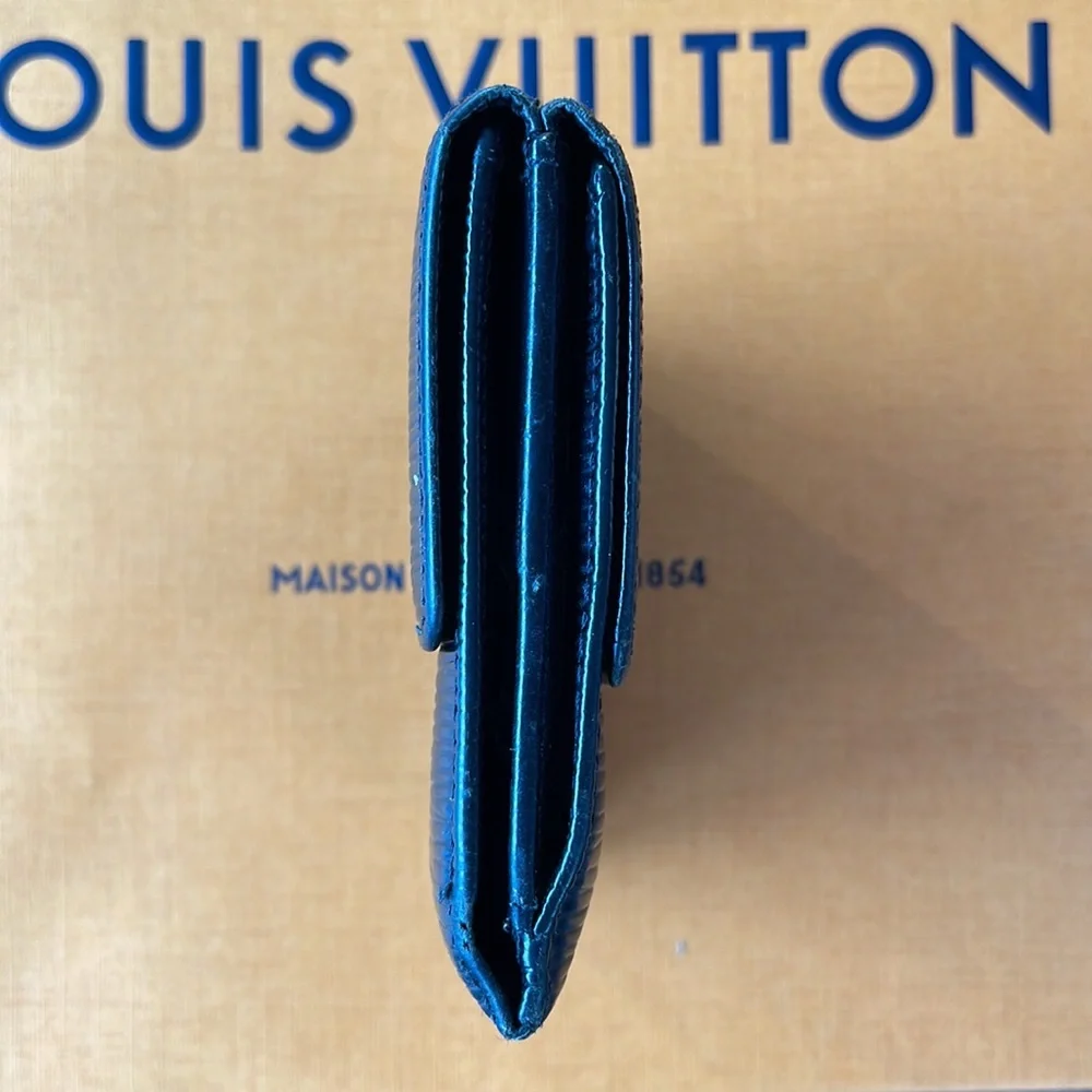 Louis Vuitton Epi Saffiano leather tri-fold wallet black w/gift box and dust bag